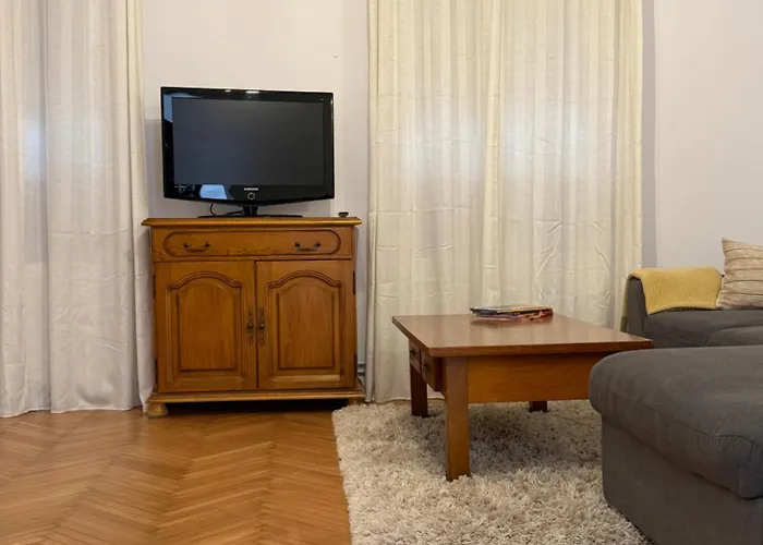 Апартаменты City Charm